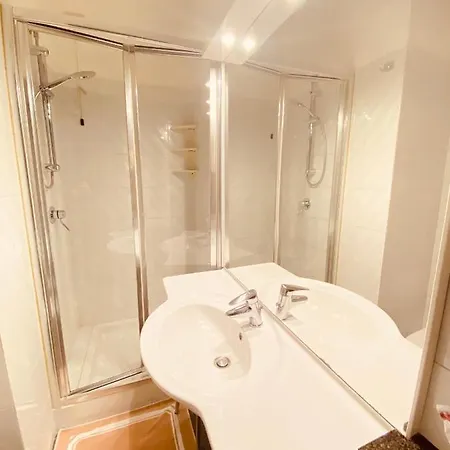 Hotel Daniel 4*