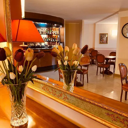 Daniel Hotel 4*