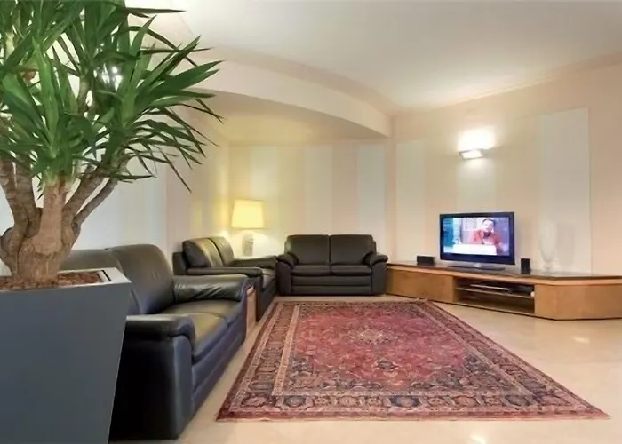 Daniel Hotel Basiano