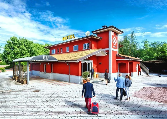 Daniel Hotel 4*