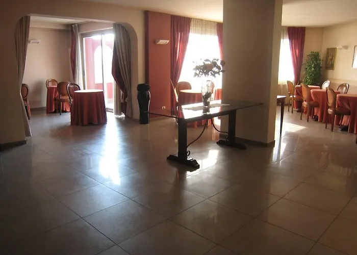 Hotel Daniel 4*